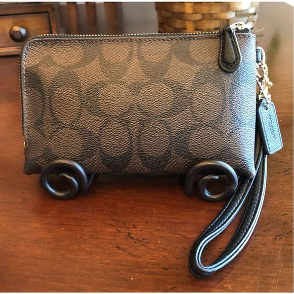 COACH - Signature Corner/Double Zip Wristlet Brown/Black Covered Canvas. PERFECT - Picture 2 of 16